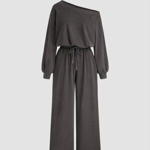 NWT Asymmetrical Neck Drawstring Oversized Jumpsuit, 16/18 OR 1XL